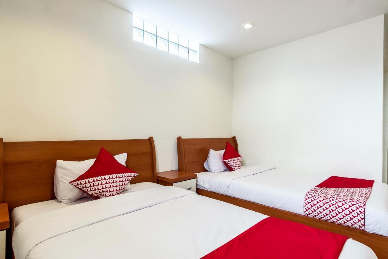 מדאן Oyo 294 Andrea Residence Syariah מראה חיצוני תמונה