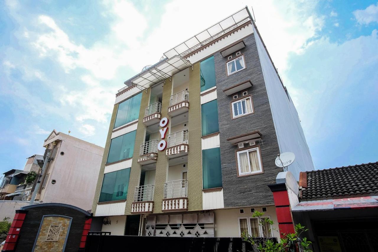 מדאן Oyo 294 Andrea Residence Syariah מראה חיצוני תמונה