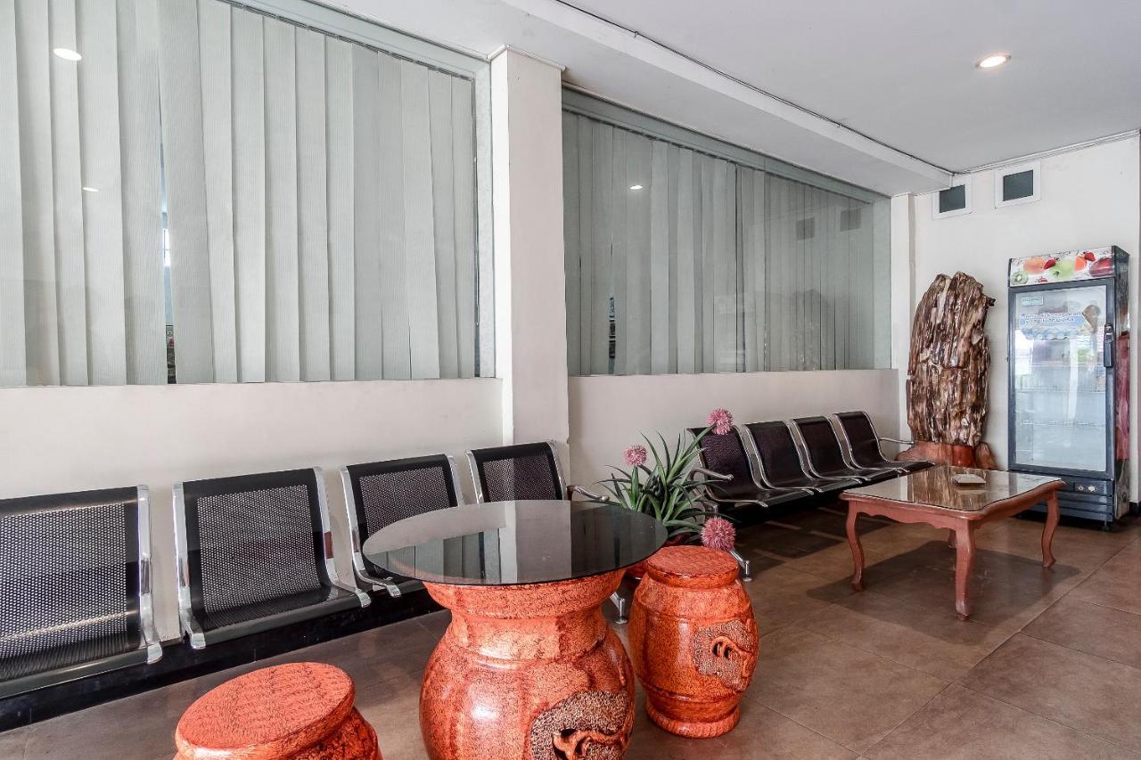 מדאן Oyo 294 Andrea Residence Syariah מראה חיצוני תמונה