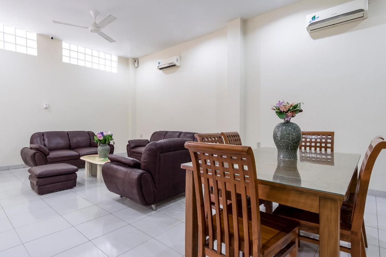 מדאן Oyo 294 Andrea Residence Syariah מראה חיצוני תמונה